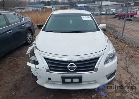 2015 Nissan Altima 2.5/2.5 S/2.5 Sl/2.5 Sv из США, поврежденный, VIN 1N4AL3AP1FN399656